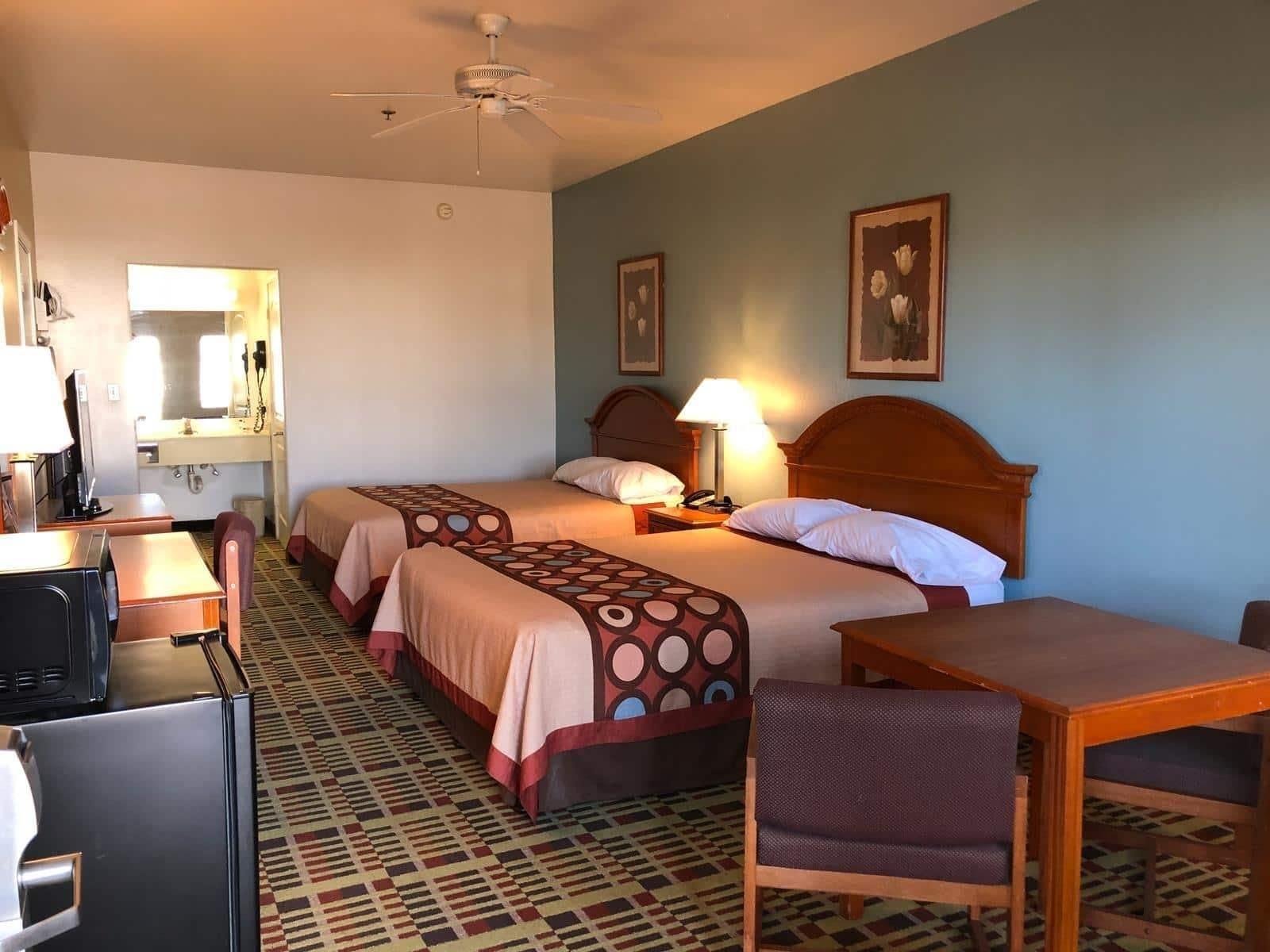 Super 8 By Wyndham Forney/East Dallas Екстер'єр фото